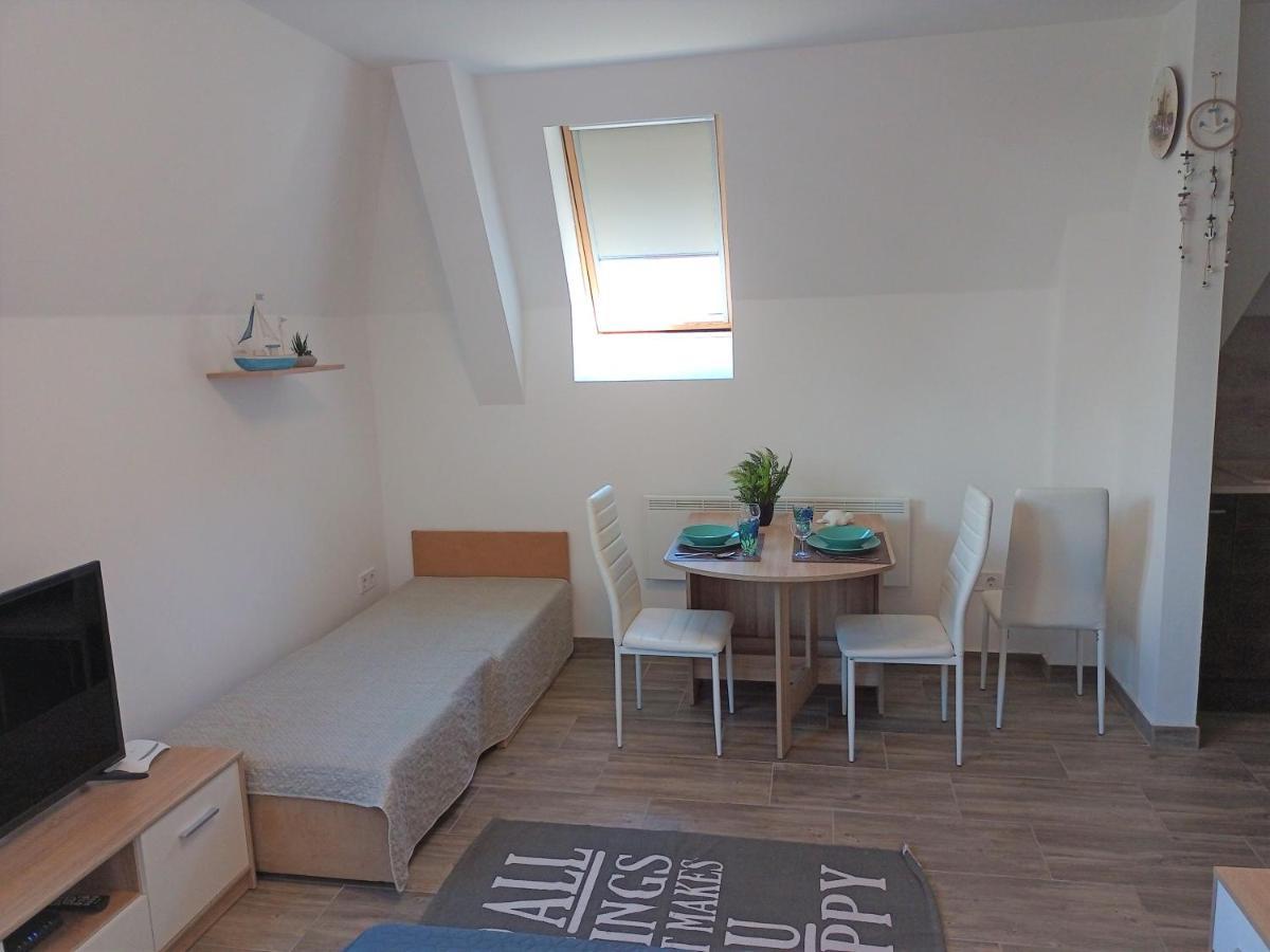Szellorozsa Apartman Fonyod Exterior photo