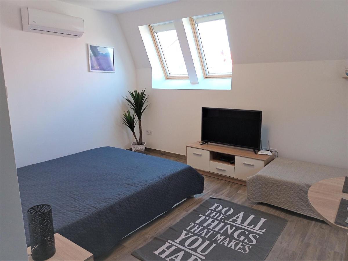 Szellorozsa Apartman Fonyod Exterior photo