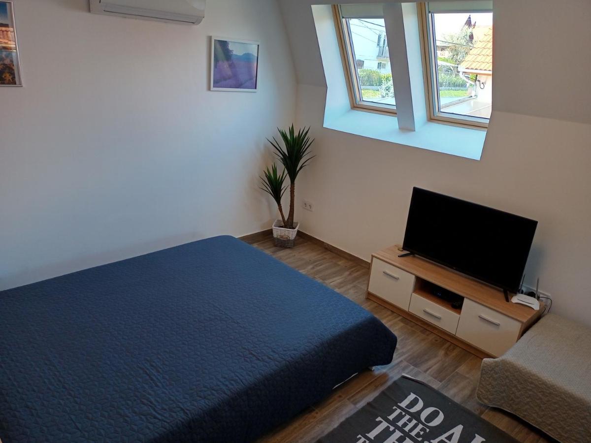Szellorozsa Apartman Fonyod Exterior photo